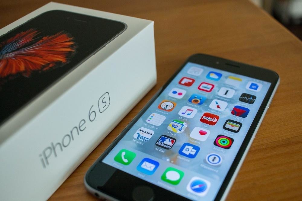 Apple оштрафовали на 20 тыс рублей за за координацию цен на iPhone.