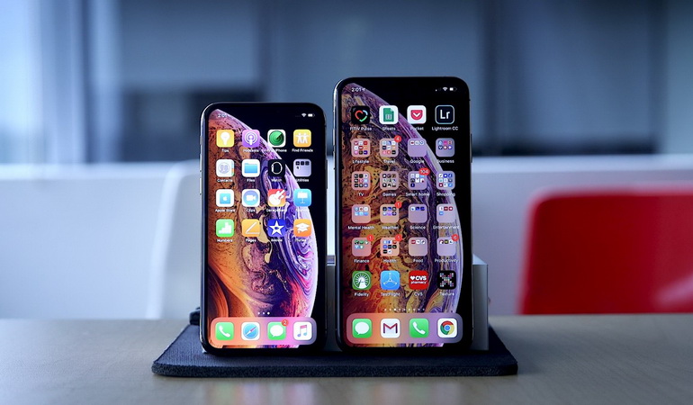 iPhone XS и iPhone XS Max.