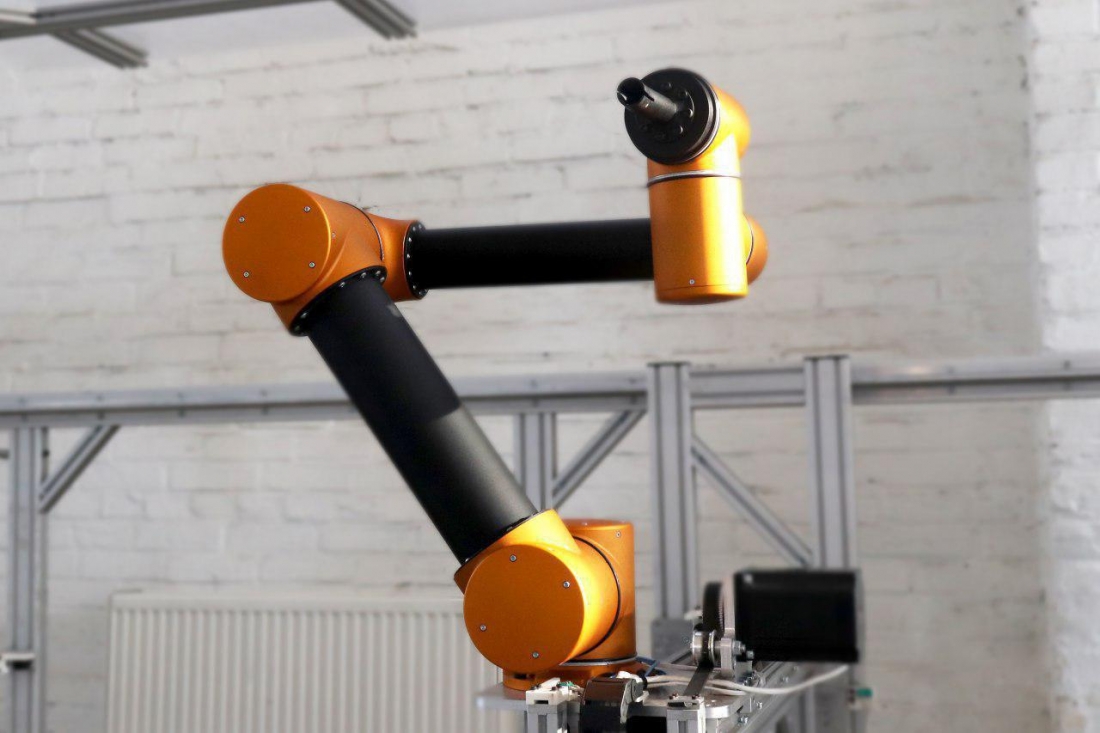 В Магнитогорске запустили производство коллаборативных роботов.