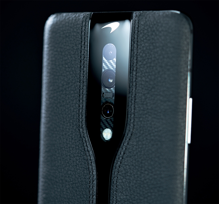 OnePlus готовит к анонсу смартфон с исчезающей камерой: фото.