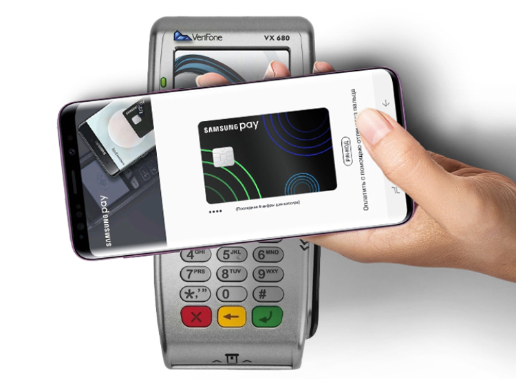 Пользователи Samsung Pay смогут оформлять дебетовые карты.