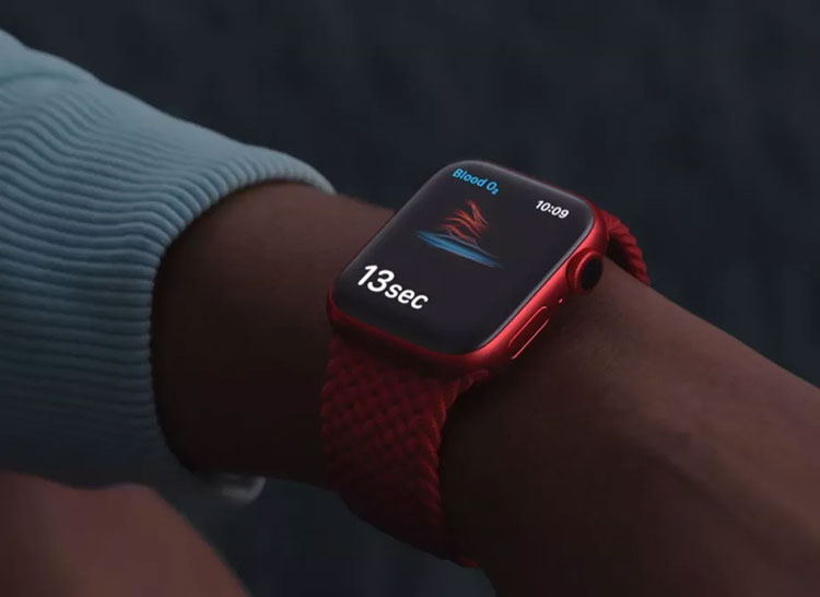 Флагман и бюджетник: анонсированы смарт-часы Apple Watch Series 6 и Watch SE.