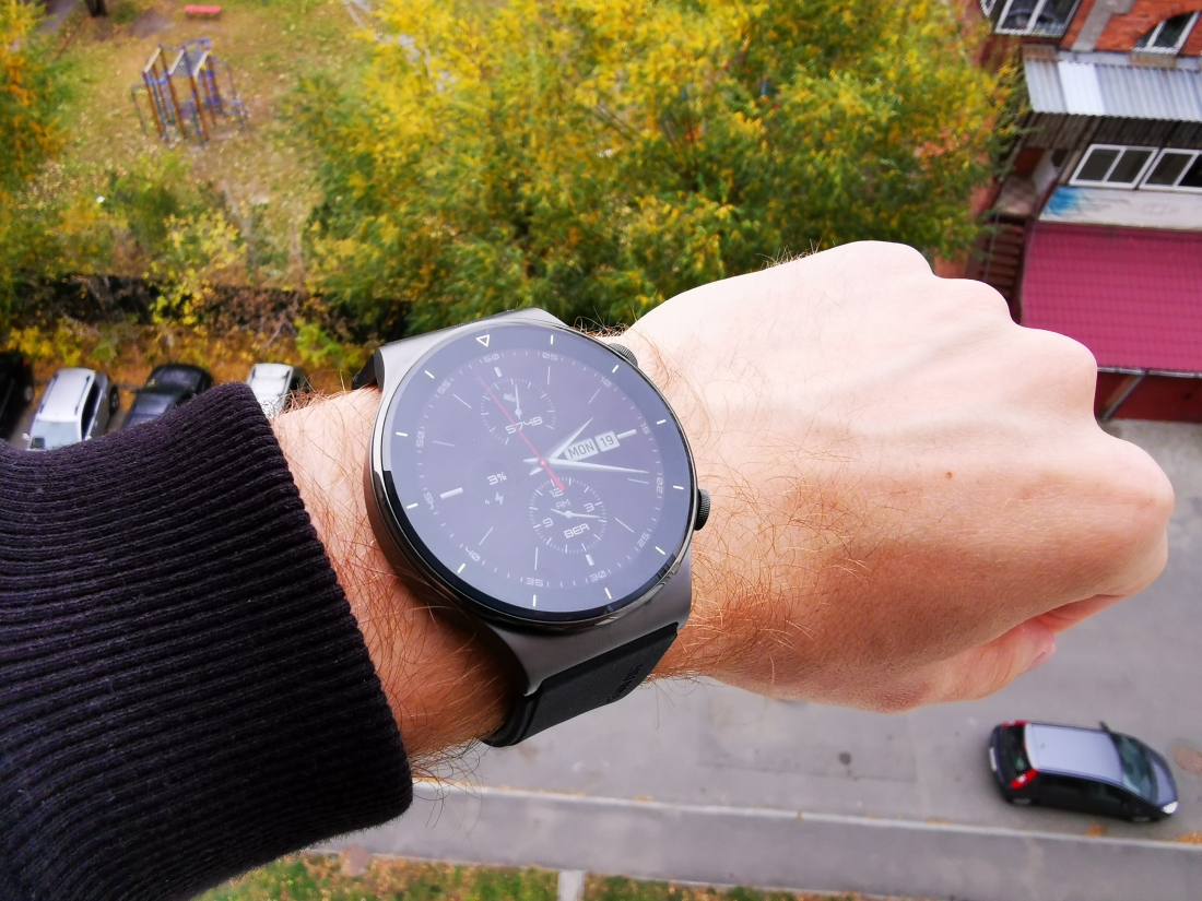 Две недели без подзарядки: обзор флагманских смарт-часов Huawei Watch GT 2 Pro.