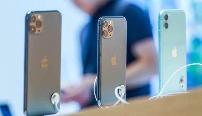 Apple отчиталась о падении выручки от продажи iPhone на 21%.