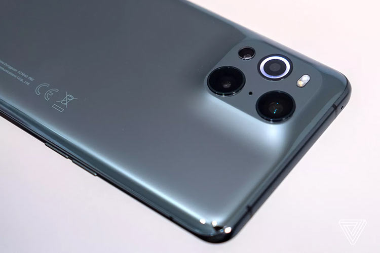 OPPO анонсировала три смартфона серии Find X3: характеристики и цены.