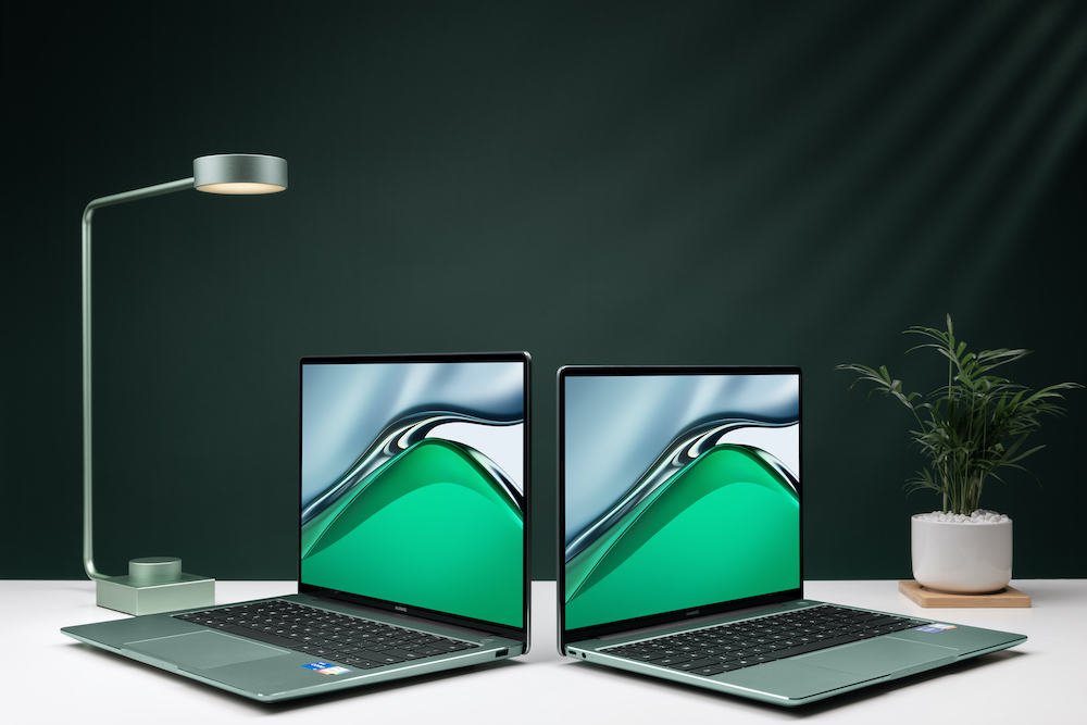 Huawei выпустила премиальный ноутбук MateBook 14s на процессорах Intel Core i7 11-го поколения в России.