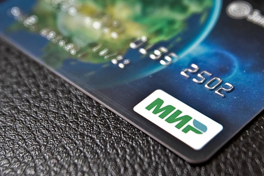 Банк ВТБ выдал 12 млн карт платёжной системы «Мир».