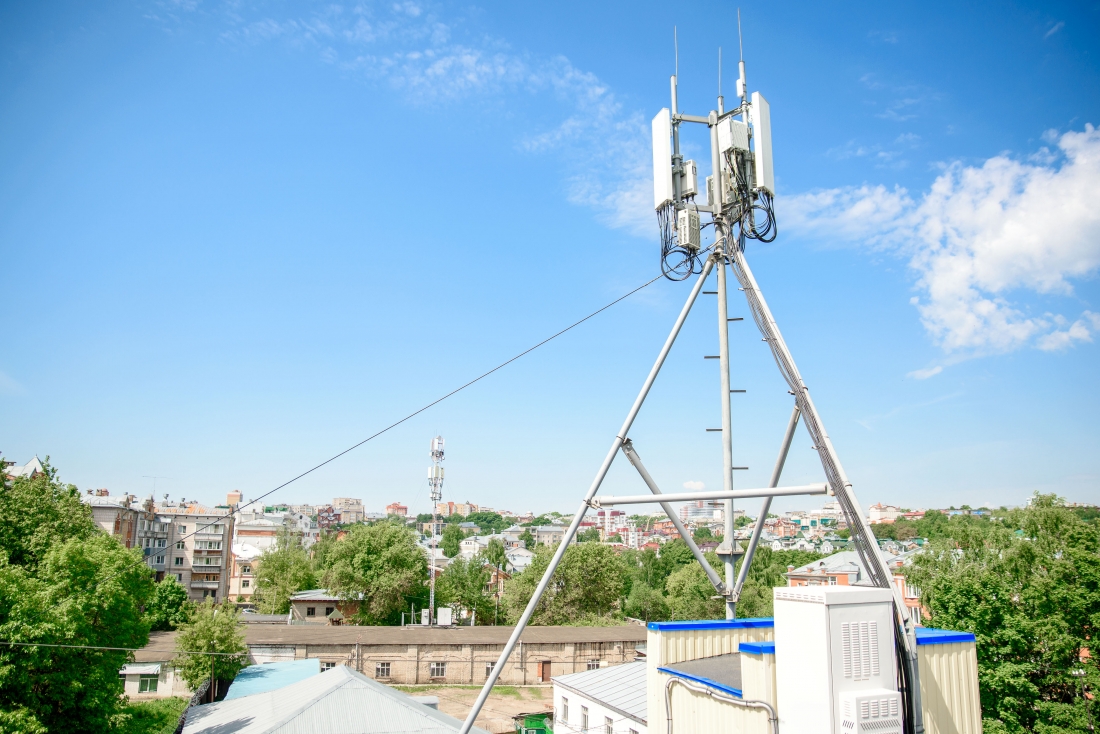 Операторы связи начали получать первые отечественные базовые станции 4G LTE.