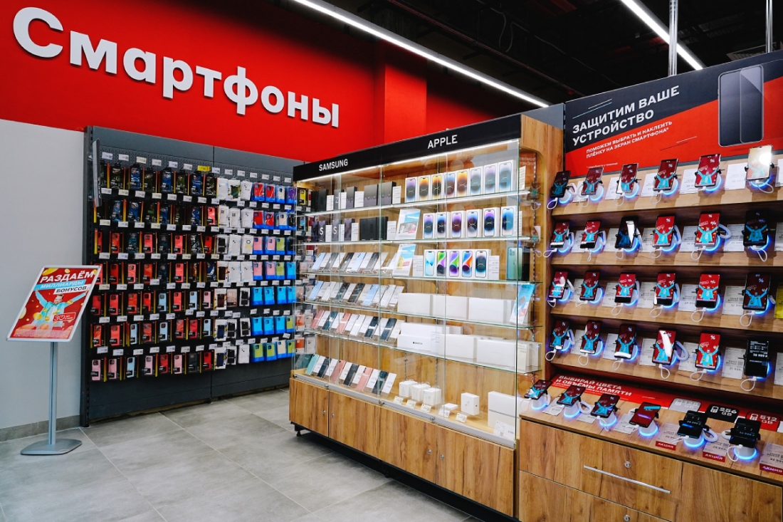 Продажи смартфонов в России достигли уровня 2021 года.