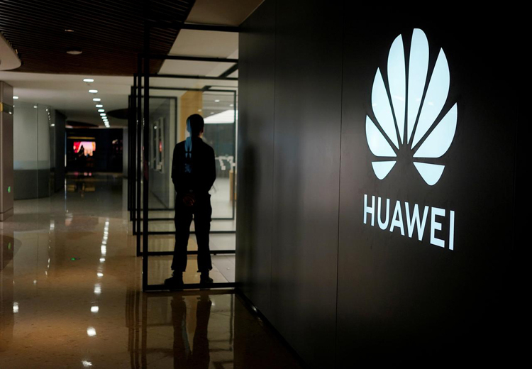 Huawei займётся выпуском ПО для систем интеллектуального вождения.