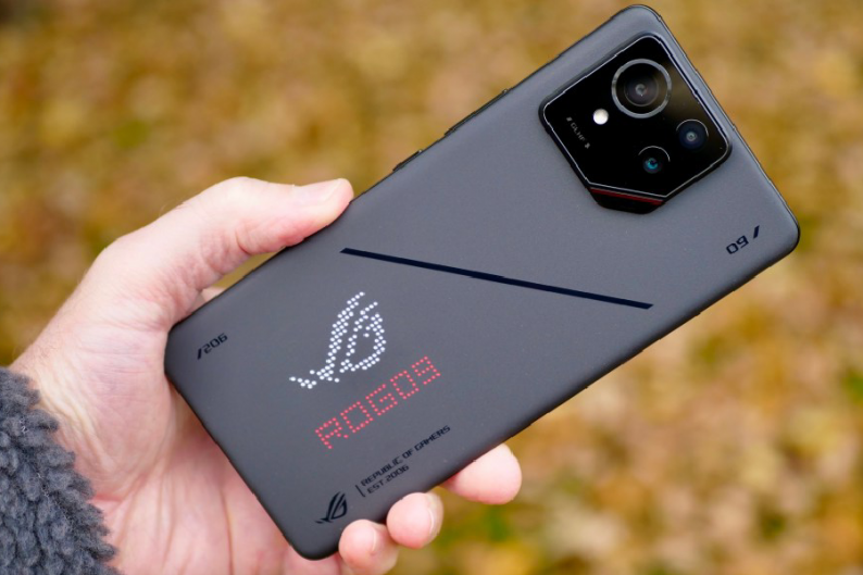 ASUS выпустила удешевлённую версию геймерского смартфона ROG Phone 9: в чём отличие от оригинала?