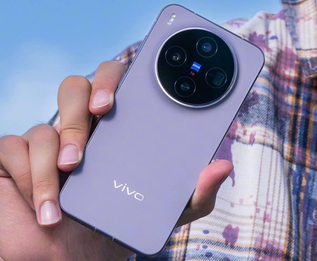Vivo представила мощные камерофоны X300 и X300 Pro: характеристики и цены. Vivo представила мощные камерофоны X300 и X300 Pro: характеристики и цены.