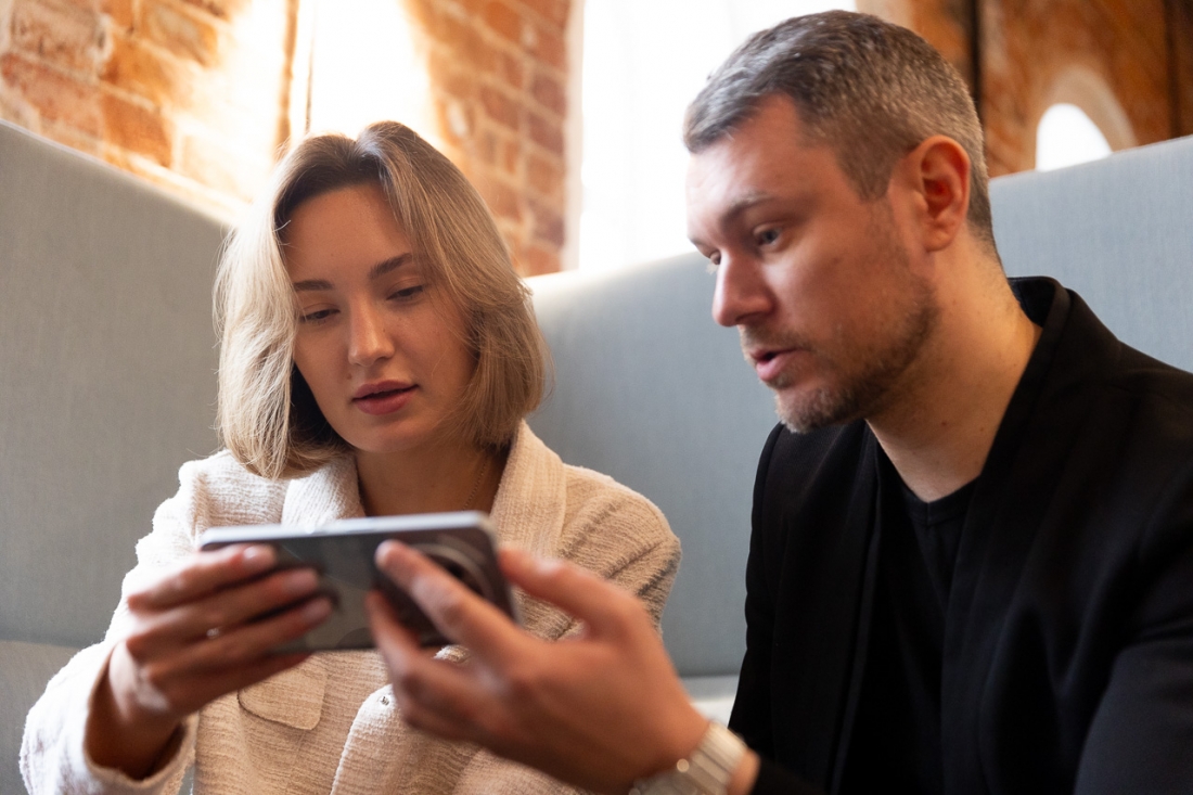 Нейросети перестают быть исключительно «игрушкой молодёжи»