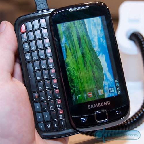 Первый фотографии смартфона Samsung i5510.