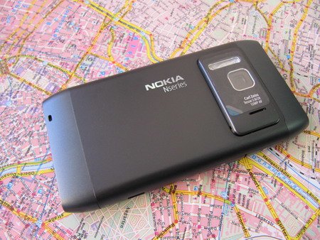 Nokia N8 имеет корпус из литого листа анодированного алюминия.