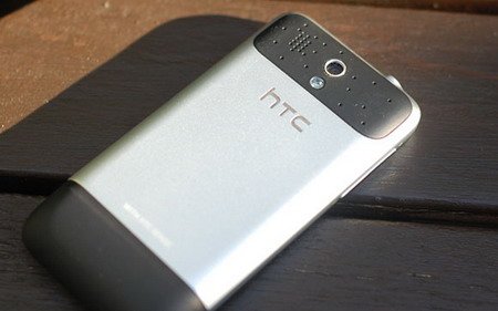 HTC Legend имеет процессор Qualcomm с частотой 600 МГц.